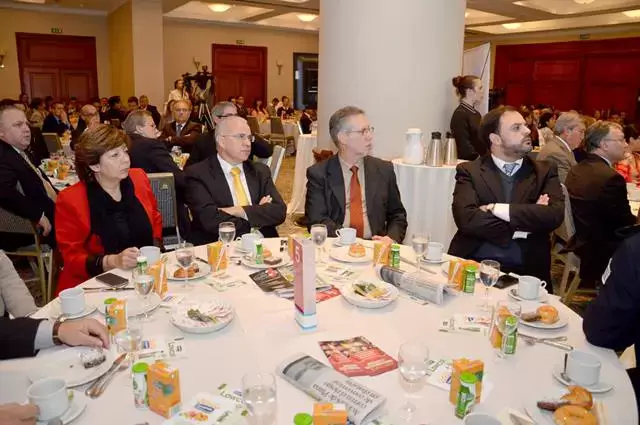 Desayuno til con: Susana Muz y Eduardo Bonomi