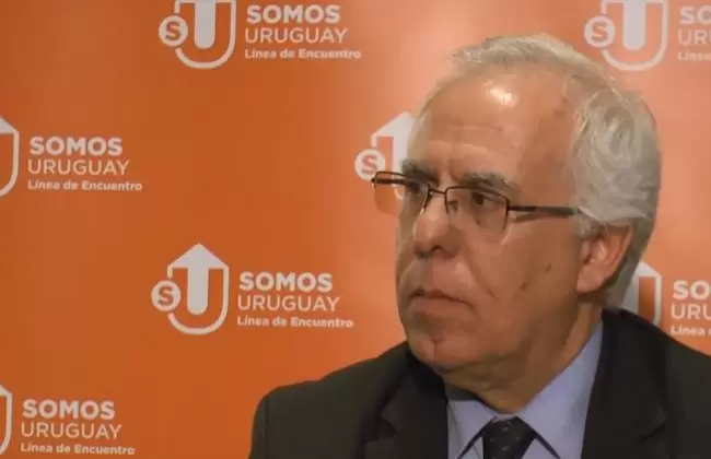 Ariel Ferragut - Gerente de Relaciones P�blicas de UTE