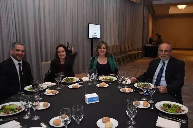 Lnea de Encuentro : Gonzalo Casaravilla y Fernando Fontn