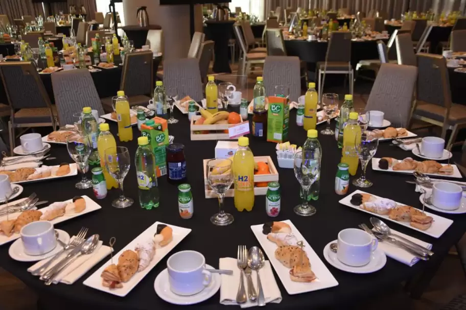 Desayuno til con Daniel Martnez
