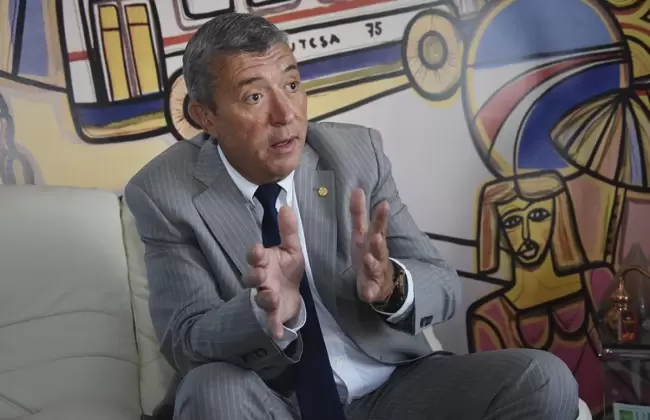 Juan Salgado:  �Al tren de la costa hay que cambiarle el nombre por carril el�ctrico de la costa�