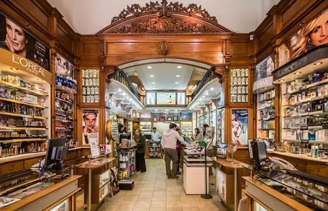 Farmacia y Homeopat�a Mat�as Gonz�lez celebra su 115 aniversario