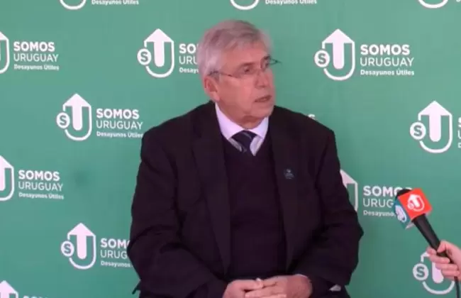 Tabar� Viera - Ministro de Turismo en la Expo Uruguay Sostenible