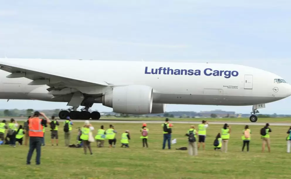 Aeropuerto de Carrasco organiz nueva edicin del AeroFotoFest
