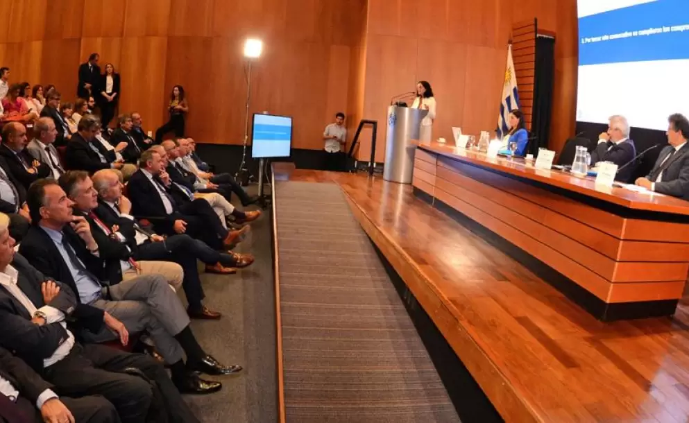 El Ministerio de Economía y Finanzas presentó sus proyecciones para 2023