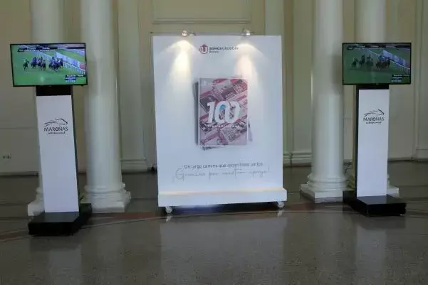 Somos Uruguay lanz� 2023 en el Hip�dromo de Maro�as