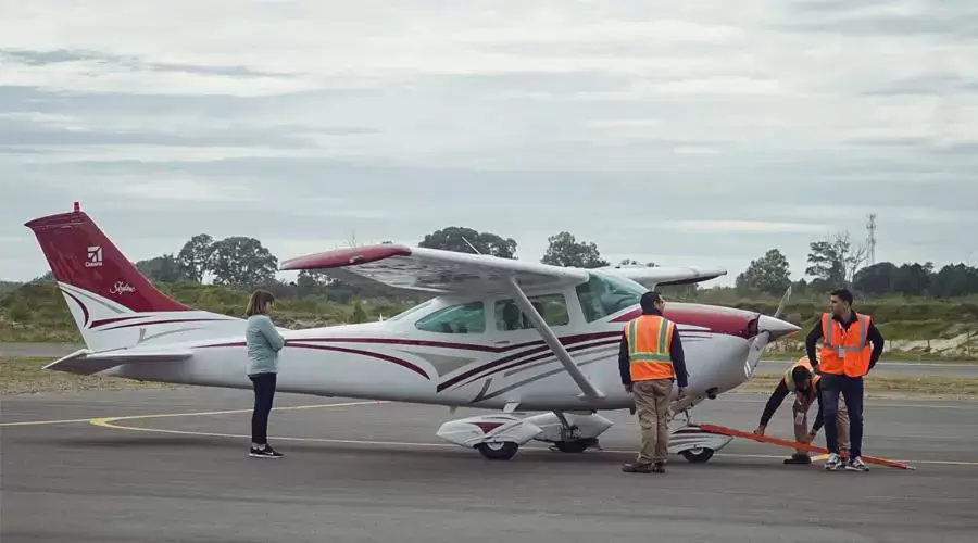 Aeropuertos Uruguay realiz� el Primer Encuentro Aeron�utico en Carmelo