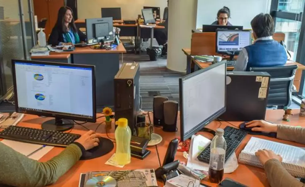 MTSS: Seguros de paro en abril cayeron 10.4%