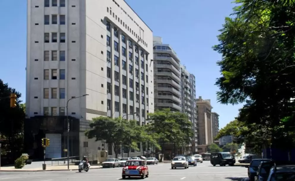 La calificadora Moodys otorg la calificacin AAA al BSE