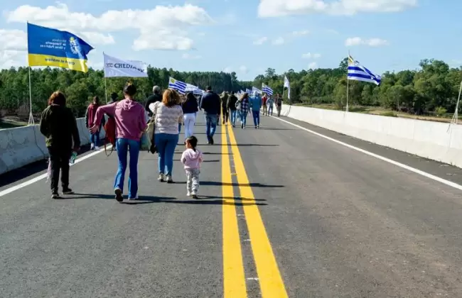 MTOP inaugur� puente entre Tacuaremb� y Durazno