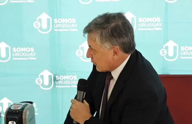 Omar Paganini, Ministro de Industria, Energ�a y Miner�a en entrevista con Somos Uruguay - Expo Uruguay Sostenible