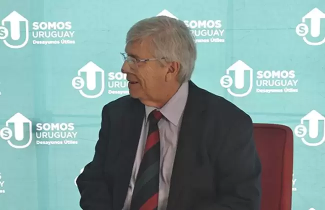 Tabar� Viera, Ministro de Turismo en entrevista con Somos Uruguay - Expo Uruguay Sostenible