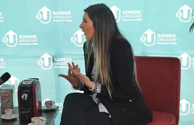 Cecilia Cardozo, Gerenta de Asuntos Corporativos y Sustentabilidad de L�or�al UY en entrevista con Somos Uruguay - Expo Uruguay Sostenible