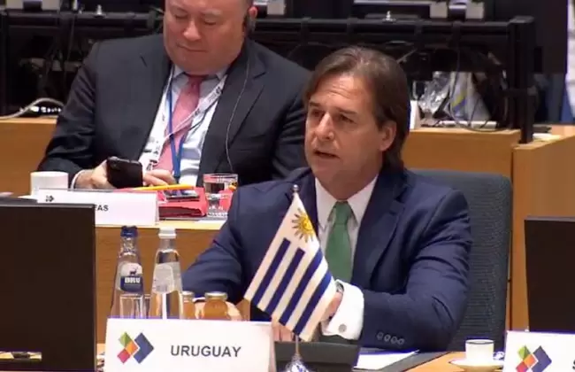 Lacalle reclam� en Bruselas la concreci�n del acuerdo entre Mercosur y la Uni�n Europea