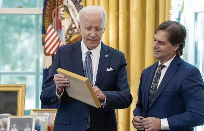 Sintona poltica y acuerdos comerciales en encuentro entre Biden y Lacalle Pou