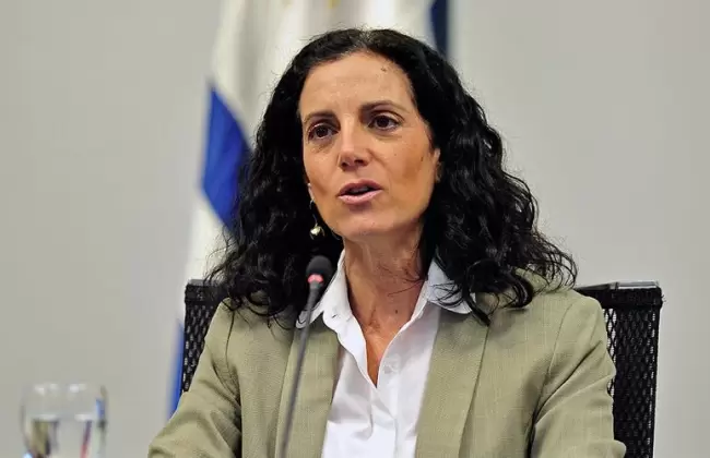 Dficit fiscal alcanz el 3.8% en junio