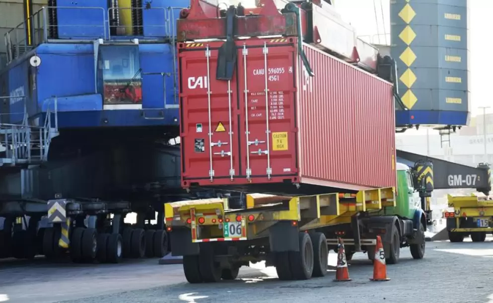 Exportaciones cayeron 30% en julio