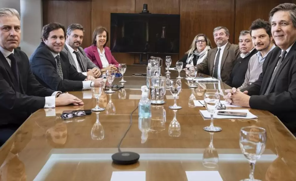 BCU baj la tasa de inters al 10%