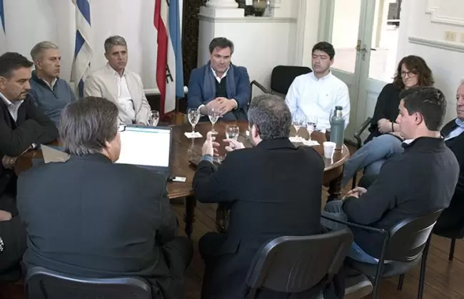 BCU sesion en Colonia y se reuni con empresarios