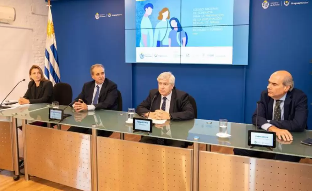 Mintur e INAU presentaron Código Nacional de Conducta