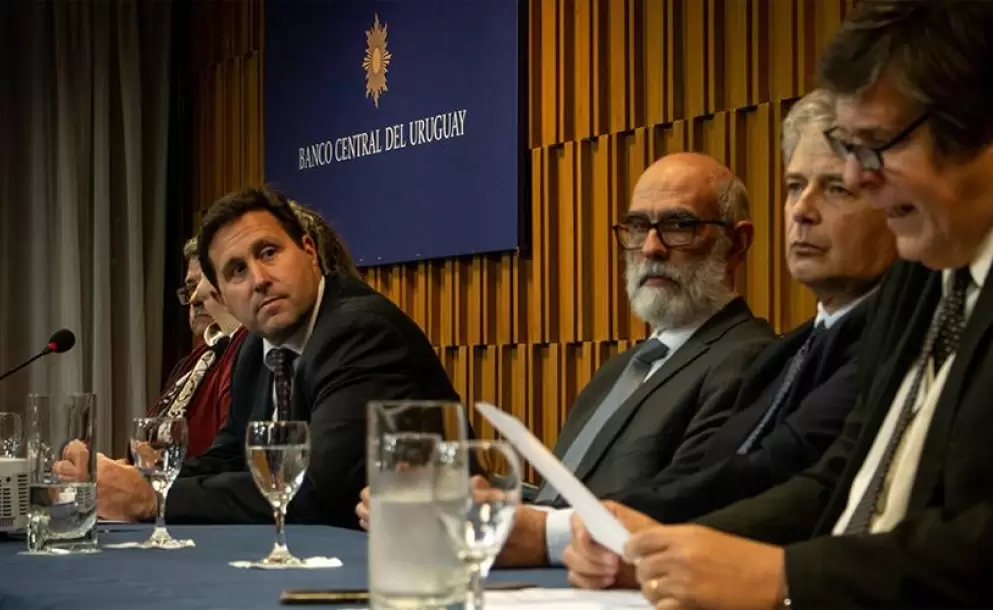 BCU estim crecimiento menor al 1% en 2023