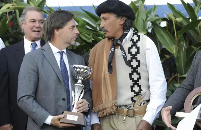 Mattos destac apoyo del gobierno a los productores, al cerrar la Expo Prado