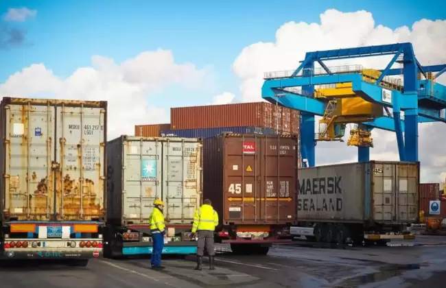 Exportaciones cayeron 9% en setiembre