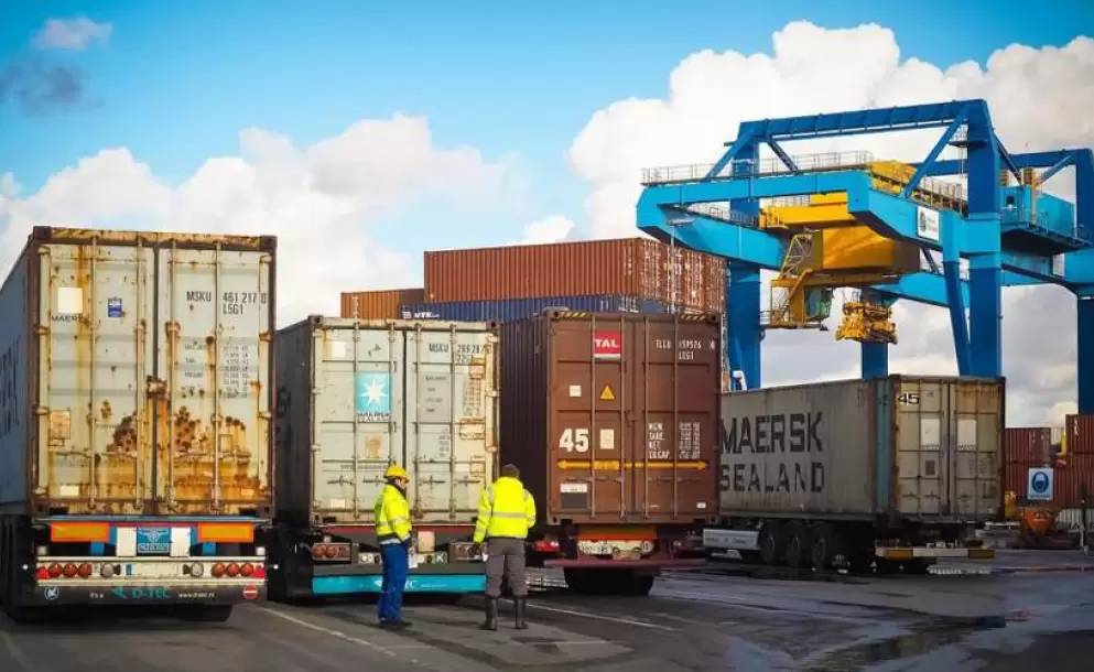 Exportaciones cayeron 9% en setiembre