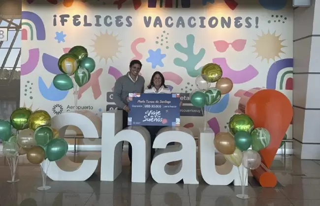Aeropuerto de Carrasco premi al ganador de la segunda edicin de El Viaje de tus Sueos