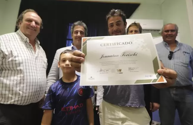 El Instituto Cuesta Duarte e Inefop entregaron ms de 100 certificados en construccin no tradicional