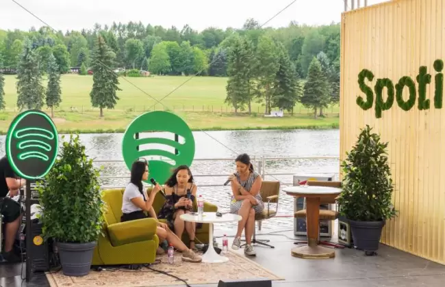 Spotify condiciona su permanencia a que se explicite que no pagar ms