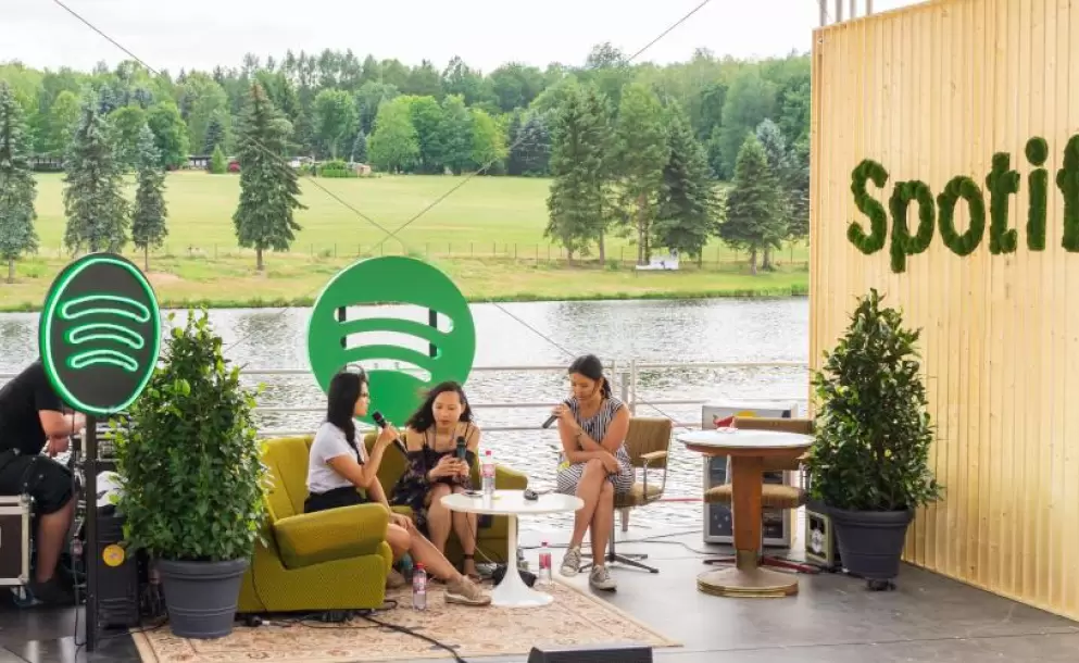 Spotify condiciona su permanencia a que se explicite que no pagar ms