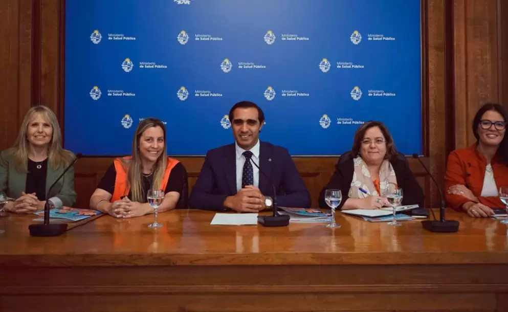 Asociacin Casa Ronald present Joaco y una aventura segura
