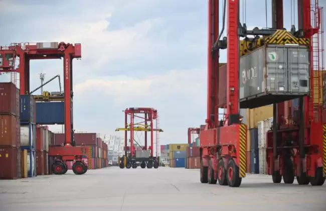 TCP realiz acuerdo con la empresa internacional Kalmar