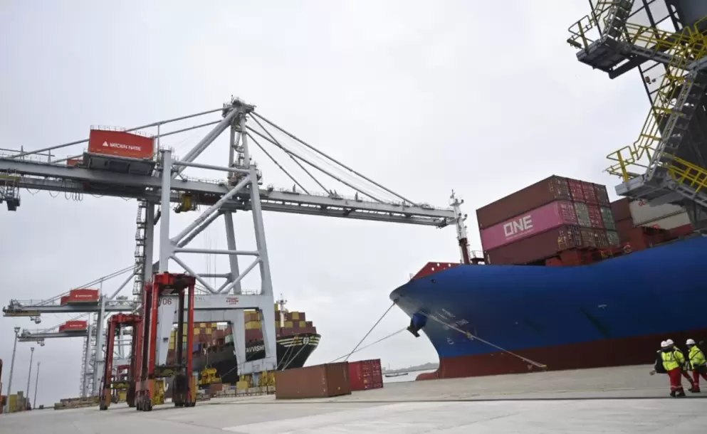 Las transformaciones del Puerto de Montevideo y el desarrollo comercial