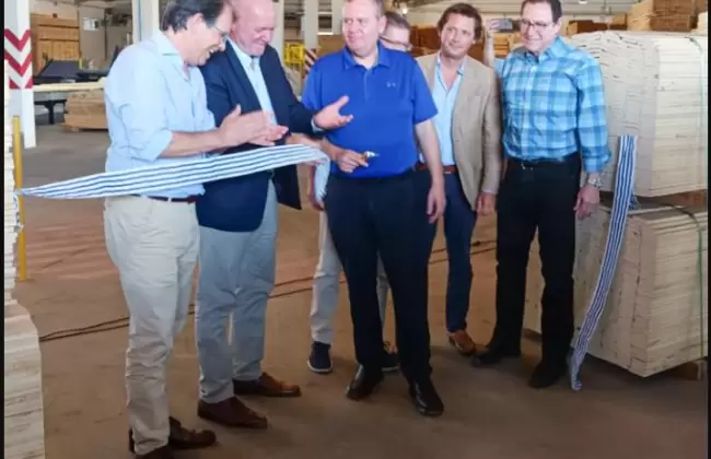 Inauguraron el aserradero Kluntex Lumber en Rivera