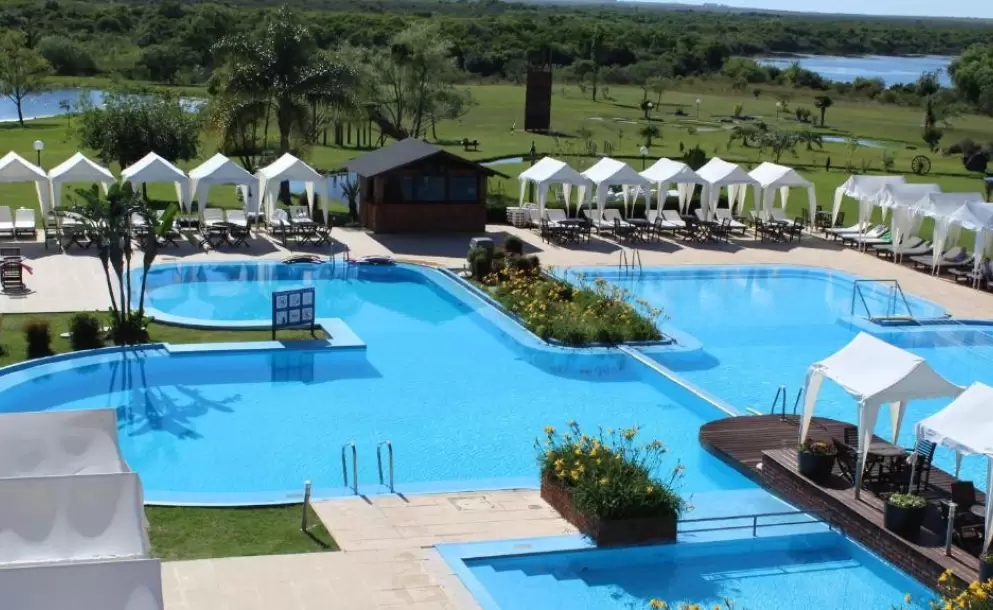 Un all inclusive, 5 estrellas, estilo Caribe, mucho ms cerca que Caribe