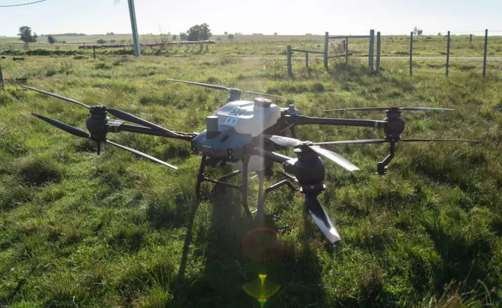 UTU comenzó a capacitar a docentes y alumnos en el uso de  drones