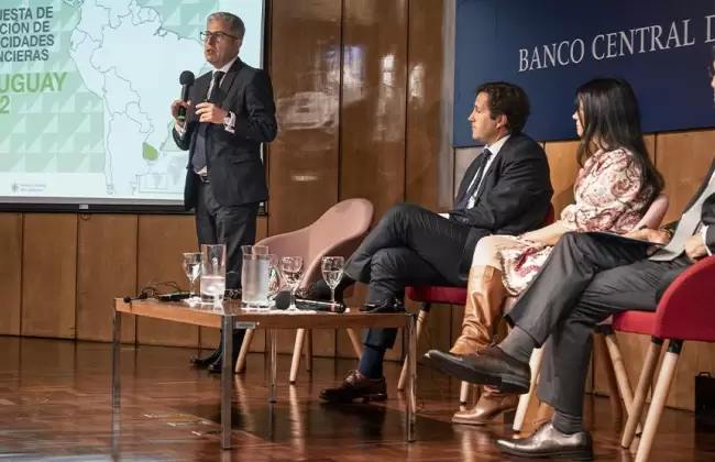 BCU present resultados sobre capacidades financieras