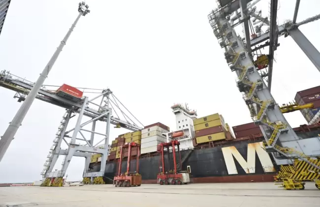 Exportaciones aumentaron 27% en abril