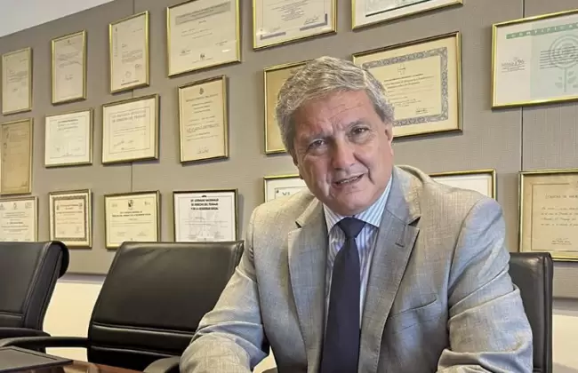 Internet, redes sociales y sus repercusiones en el contrato de trabajo