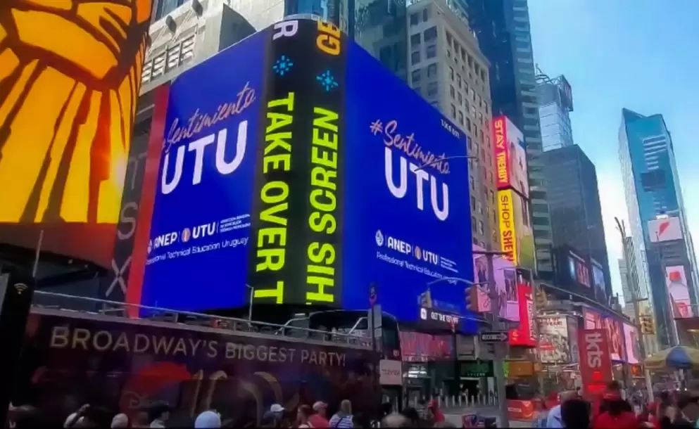 Video de promocin de UTU fue proyectado en Times Square