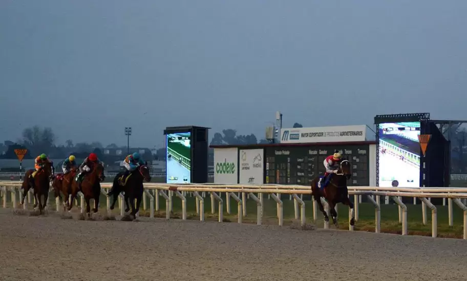 Somos Uruguay celebr sus 20 aos en el Hipdromo de Maroas  