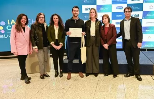 Antel entreg el premio IA Tech Challenge 2024