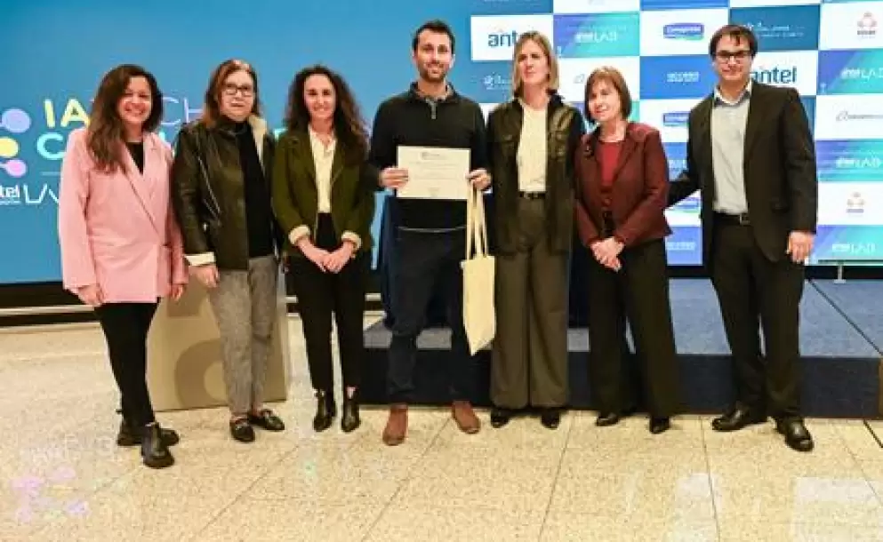 Antel entreg el premio IA Tech Challenge 2024