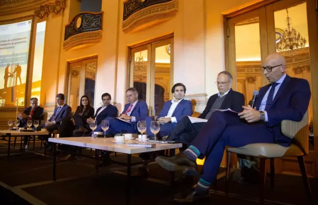 La Cmara de la Construccin del Uruguay invit a especialistas a revisar las oportunidades y desafos que ofrecen los instrumentos vigentes.  