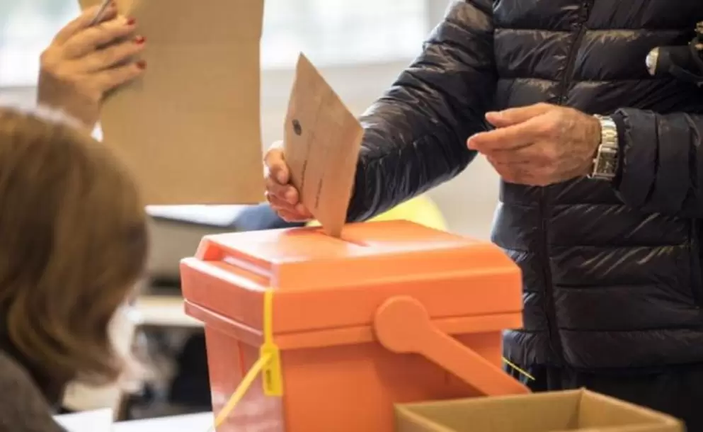 Elecciones 2024: La primera vuelta deja un escenario competitivo de cara al balotaje  