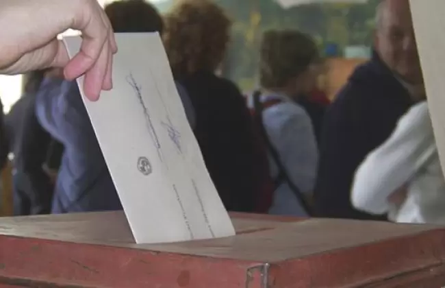 Uruguayos deciden gobierno y Parlamento por cincos aos