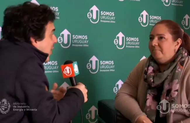 Fabiana Camargo en la Expo de Movilidad Elctrica