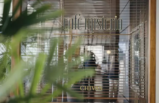 Nuevo local de Caf Misterio
